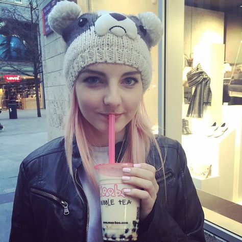 (FC: LDShadowLady) "Hi there! My names Lizzie and I'm 21. I love animals, fairy… Capcut Profile Picture, Crochet Dog Hat, Awsome Pictures, Fairy Stories, Youtube Gamer, Love Animals, What Is Your Name, Dog Hat, Crochet Dog