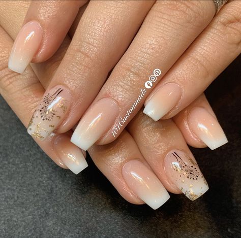 This was my favorite set from last week, so in love with them 🥰🥰🥰 These baby boomers are so beautiful. We did a little stamping and added just a little gold foil keeping everything very clean and elegant. 🥰🥰#101Customnails #nails #babyboomernails #pinkandwhitenails #nails #elegantnails #cleannails #nailstamping #beautifulnails Short Nail Designs Gold Foil, Beige Nails With Gold Foil, Gold Foil Ombre Nails, Ombre Nails With Foil Flakes, Nail Marble Gold Foil, Baby Boomers Nails, Foil Nail Art, Baby Boomer, Foil Nails