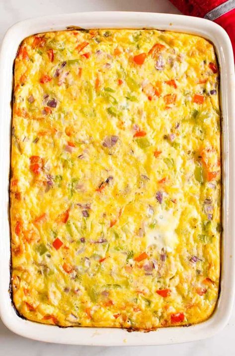 This Healthy Breakfast Casserole is delicious, easy and has no bread. Make ahead for a crowd, meal prep or clean out the fridge. This egg bake is veggie, protein and flavor packed. Healthy Egg Casserole, Healthy Egg Bake, Veggie Protein, Egg Bake Casserole, Breakfast Egg Bake, Breakfast Lasagna, Healthy Breakfast Casserole, Make Ahead Breakfast Casserole, Breakfast Egg Casserole