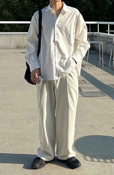 Male Outfits Aesthetic Casual, Kyoto Prewedding, Clean Boy Outfits, Tan Pants Men, Male Outfits Aesthetic, Korean Outfits Men, Social Clothes, Mens White Dress Shirt, Cream Outfit