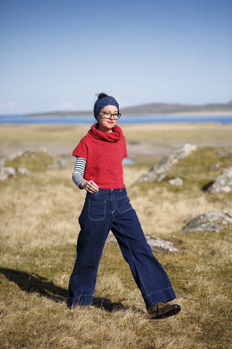 Kate Davies Designs, Kate Davies, Culottes Outfit, Kate Davis, Artsy Outfit, Ageless Style, Fashion Mood Board, High Waist Fashion, Knitting Ideas