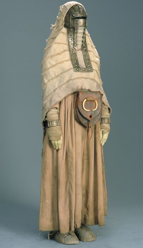 Phoenix Reference, Tusken Raider Costume, 12 Chakras, Weird Costumes, Planes Characters, Armor Pieces, Indigenous Fashion, Tusken Raider, Larp Costume