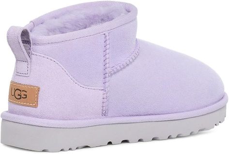 Purple Uggs, Cute Uggs, Ugg Ultra Mini, Overlock Stitch, Preppy Shoes, Ugg Classic Ultra Mini, Boots Ugg, Cute Nike Shoes, Fresh Shoes