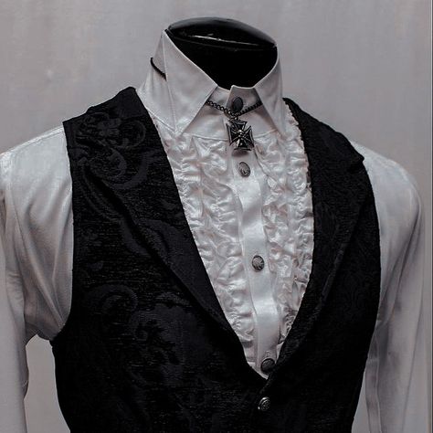 Masquerade Ball Men’s Outfits, Fancy Black Suits For Men, Victorian Man Outfit, Victorian Goth Male Fashion, Masquerade Ball Men Outfit, Butler Outfit Men, Gothic Suit Mens, 20s Mens Fashion Gatsby, Mascarade Party Outfit Men