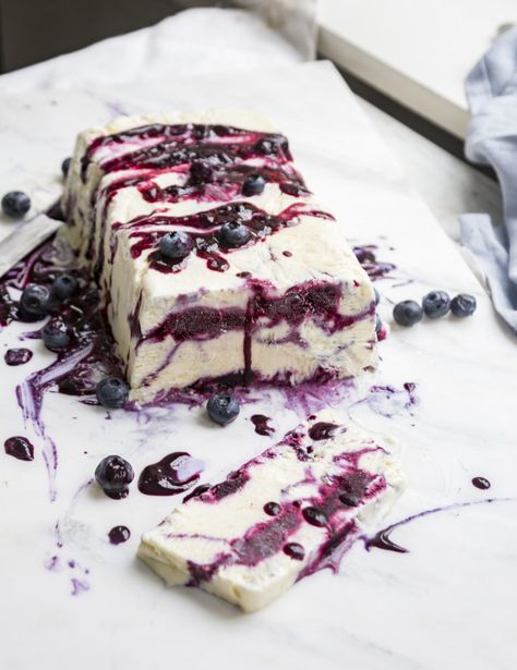 Semi Freddo Recipe, Blueberry Semifreddo, Semi Fredo, August Inspiration, Semifreddo Recipe, Pumpkin Salad, Italian Table, Summer Dessert Recipes, Ice Cream Desserts