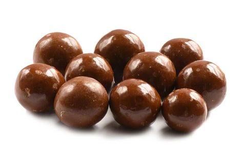 Homemade Malted Milk Balls, Malt Balls Recipe, Malted Milk Balls Recipe, Taffy Recipe, Milk Balls, Sixlets Candy, Malted Milk Balls, Banana Candy, Sweet Bakes