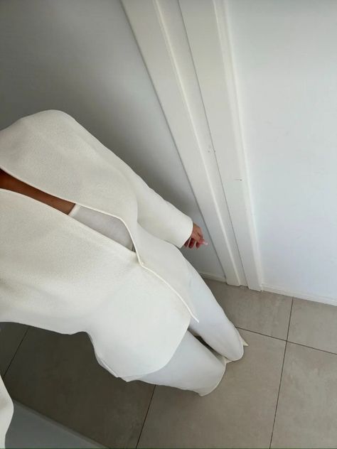 Classy Fits, Mode Zara, Modest Summer Outfits, Beige Outfit, Uni Outfits, Effortlessly Chic Outfits, Smart Outfit, Neue Outfits, Foto Ideas Instagram