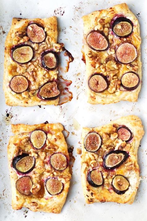 Fig Pastry Recipes, Fig Pastry, Mediterranean Desserts, Puff Pastry Desserts, The Mediterranean Dish, Pastry Recipe, Fig Recipes, Creative Baking, Fresh Figs