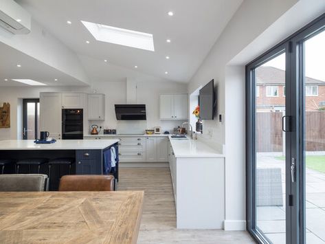 Single Storey Rear and Side Extension Streetly — Reviews Open Kitchen And Dining, Modern Shaker Kitchen, Kitchen Diner Extension, Open Plan Kitchen Dining Living, Open Plan Kitchen Diner, Open Plan Kitchen Dining, Open Plan Kitchen Living Room, London Kitchen, Kitchen Dining Living