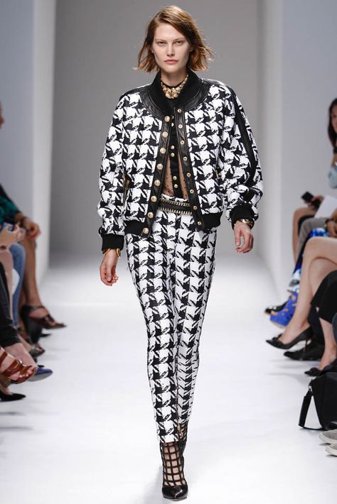 20 Standout Looks from Milan & Paris Fashion Week Spring/Summer 2014 Balmain Fashion, Fashion Week Spring 2014, Fashion 2014, Review Fashion, Pierre Balmain, Fashion Week Runway, Houndstooth Pattern, 2014 Fashion, Spring Summer 2014