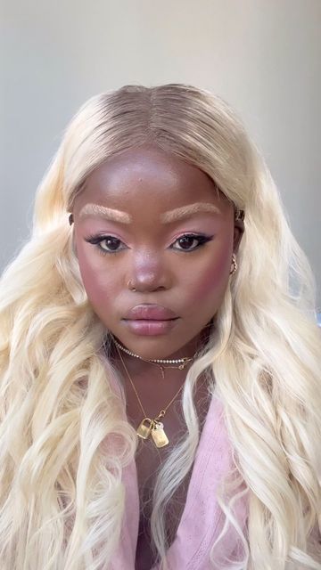 Eyebrow Tutorial Blonde, Bleached Eyebrows Blonde Hair, Blonde Hair Blonde Eyebrows, Blonde Eyebrows Black Women, Shaved Brows, Bleach Eyebrows Dark Hair, Coloured Eyebrows, Bleached Brows Makeup, Light Pink Makeup Looks