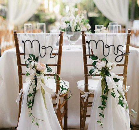 Mr And Mrs Chairs, Bride And Groom Chair Signs, Mr And Mrs Chair Signs, Bride And Groom Chair Decor, Chair Decorations Wedding, Classy Boho Wedding, Wedding Decorations Indoor, Bride Groom Chair, Bride And Groom Chairs