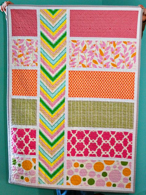 I absolutely love this bright quilt...if only I had access to a fabric store :) Bright Quilts, Modern Baby Quilt, Childrens Quilts, Cute Quilts, Contemporary Quilts, Girls Quilts, Easy Quilts, Quilting Crafts, Beautiful Quilts