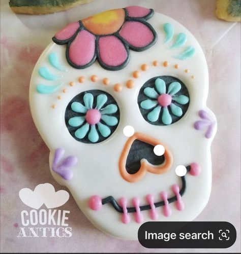 Sugar Skull Sugar Cookies, Day Of The Dead Sugar Cookies, Day Of The Dead Cookies Decorated, Day Of The Dead Cookies, Skull Cookies Decorated, Skull Cookie Decorating, Skull Sugar Cookies, Galletas Halloween, Halloween Sugar Cookies Decorated