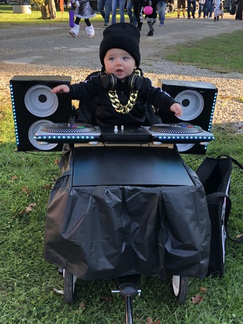 DJ Halloween Costume Family Costumes With Stroller, Costumes With Strollers, Stroller Halloween Costumes For Boys, Diy Wagon Halloween Costume, Baby Wagon Halloween Costume, Halloween Costumes With Wagon, Stroller Costume Ideas, Wagon Halloween Ideas, Wagon Costume Ideas