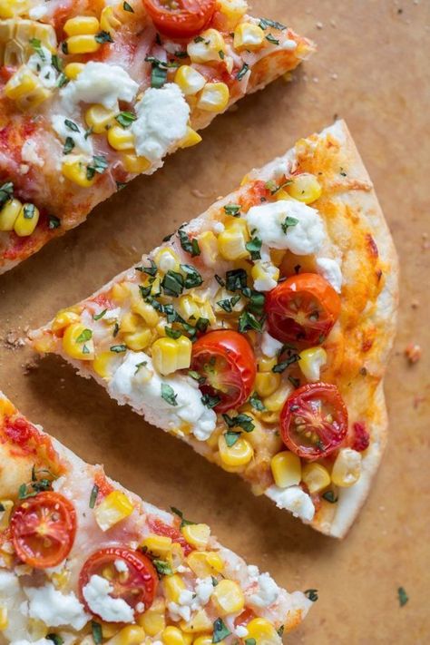 Cherry Tomato, Corn, and Goat Cheese Pizza Goat Cheese Pizza Recipes, Cheese Pizza Recipe, Goat Cheese Pizza, Summer Grilling Recipes, Grilled Pizza, Summer Recipe, Flatbread Pizza, Camping Recipes, Cherry Tomato