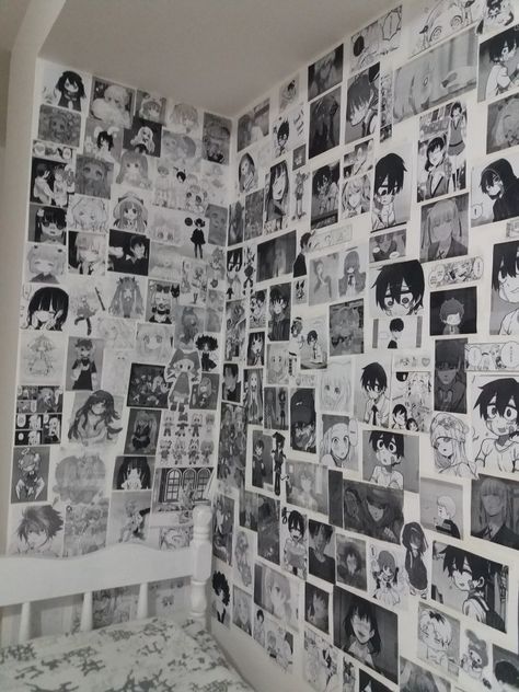 Anime Wall Bedroom Aesthetic, Manga Panel Wall Bedroom, Manga Wall Room Decor, Manga Wall Room, Anime Bedrooms, Goth Room Ideas, Anime Bedroom Ideas, Wall Room Decor, Anime Crafts Diy