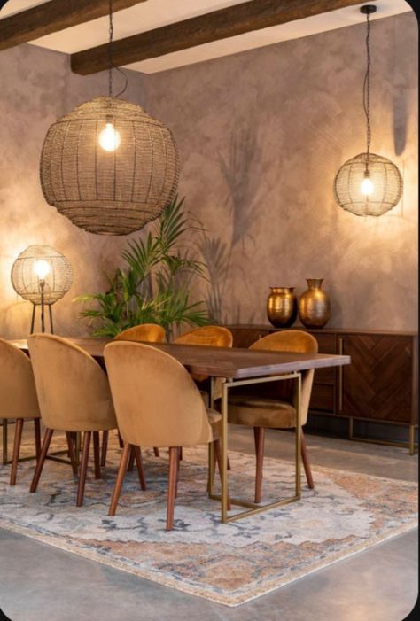 Morocco Dining Room, Adobe Dining Room, Terracota Dinning Room, Boho Dark Brown Dining Table, Dining Table Set Up, Boho Sitting Room, Tropical Boho Bedroom Wallpaper, Afro Boho, Boho Style Interior