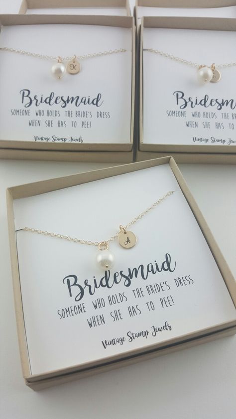 Gifts To Give Bridesmaids On Wedding Day, Bridesmaids Accessories Ideas, Will You Be My Bridesmaid Gifts Ideas, Braidsmaid Proposal Ideas, Bridesmade Proposals Ideas, Bridesmades Gifts, Bridemaids Proposals Gift Ideas, Bridemaids Proposals Simple, Bridesmaids Proposal Ideas