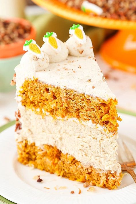 Carrot Cake Recipe From Scratch, Carrot Cake With Pineapple, Cheesecake Cake Recipes, Cinnamon Cheesecake, Carrot Cake Recipe Easy, Carrot Cakes, Carrot Cake Cheesecake, Moist Carrot Cakes, Peanut Butter Eggs