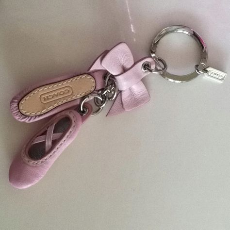 love my coach ballet slippers keychain :) Ballerina Accessories, Ballerina Keychain, Coquette Keychain, Ballet Keychain, Girly Car Accessories, Girly Car, Pink Girly Things, Girly Accessories, Princess Aesthetic