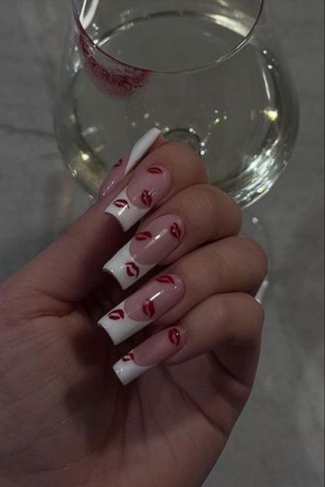 Nails Boss Lady, Nails With Ornaments, I Love Me Nails, Art On Nails, Customer Experience Design, Unghie Sfumate, Kiss Nails, Grunge Nails, Girly Acrylic Nails