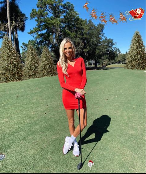 Golf Girl, Sporty Fashion, Girls Golf, Red Monochrome, Darjeeling, Red Tshirt, Golf Outfit, Fashion Ideas, Sweater Dress