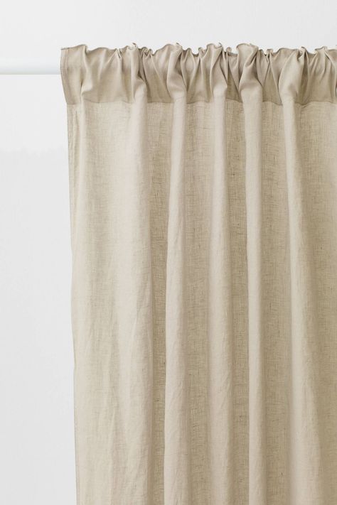 H&m Curtains, Curtains Uk, Linen Curtain Panels, Curtain Length, Linen Curtain, Curtain Rails, How To Dress A Bed, H&m Home, Linen Curtains