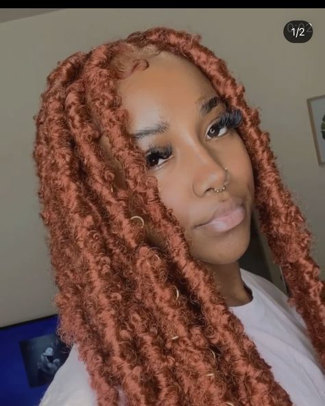 Faux Locs Hairstyles Ginger, Butterfly Locs Ginger And Blonde, Long Ginger Faux Locs, Faux Locs Ginger Color, Ginger Butterfly Locs Long, Ginger Soft Locs Black Women, Ginger Faux Locs Black Women, Orange Braids For Black Women, Copper Red Butterfly Locs