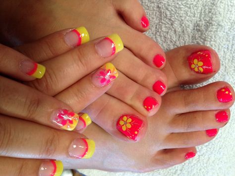 Yellow and pink nails Easy Neon Nail Designs, Pink And Yellow Short Nails, Bright Pink And Yellow Nails, Pink And Yellow Nail Designs, Yellow And Pink Nails, Easter Nails Ideas, Easter Nails Acrylic, 2017 Nails, Pedicure Design