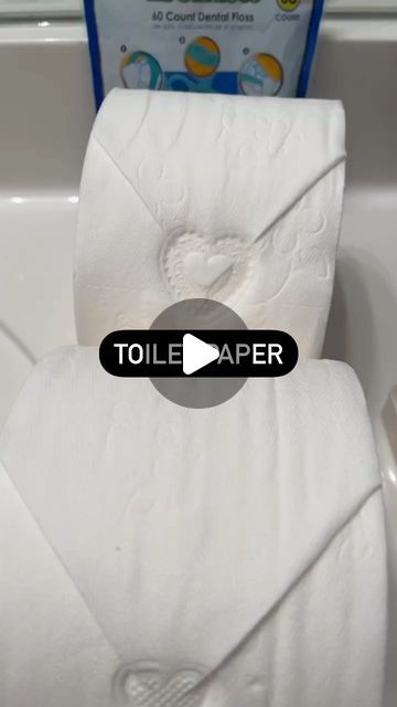 Toilet Paper Folds Easy, Toilet Paper Stamping, Toilet Paper Folding Ideas Easy, Toilet Paper Folds, Toilet Paper Folding Ideas, Toilet Paper Stamp, Toilet Paper Origami, Toilet Cleaning Hacks, Toilet Paper Art