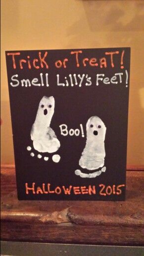 Infant Halloween Craft Fall Footprint Art, Halloween Stem Activities, Art Craft Ideas, Choosing Joy, Babysitting Crafts, Halloween Crafts For Toddlers, October Crafts, Halloween Arts And Crafts, Halloween Preschool