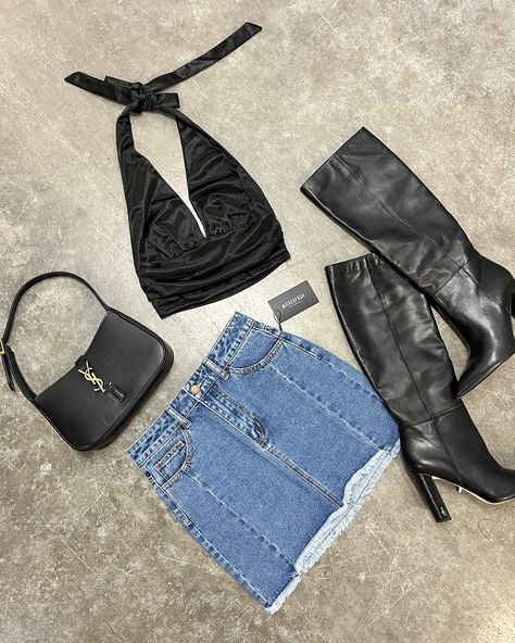 A moment for this black Hannah Halter Top and Seren Denim Mini Skirt outfit 🖤🖤🖤 Top And Mini Skirt Outfit, Denim Mini Skirt Outfit, Mini Skirt Outfit, Confidence Boosters, Miniskirt Outfits, Crop Top Outfits, Cute Crop Tops, Online Fashion Boutique, Halter Crop Top