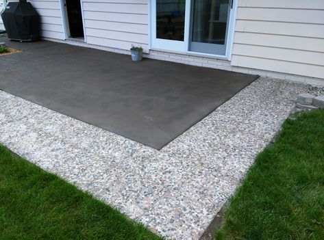 Had old slab cement patio painted bronze, added stone pavers all around to extend Cement Patio Makeover, Landscaping Around Patio, Outdoor Yard Ideas, Concrete Patio Makeover, Decorative Garden Fencing, Backyard Ideas For Small Yards, Cement Patio, Patio Slabs, Painted Patio