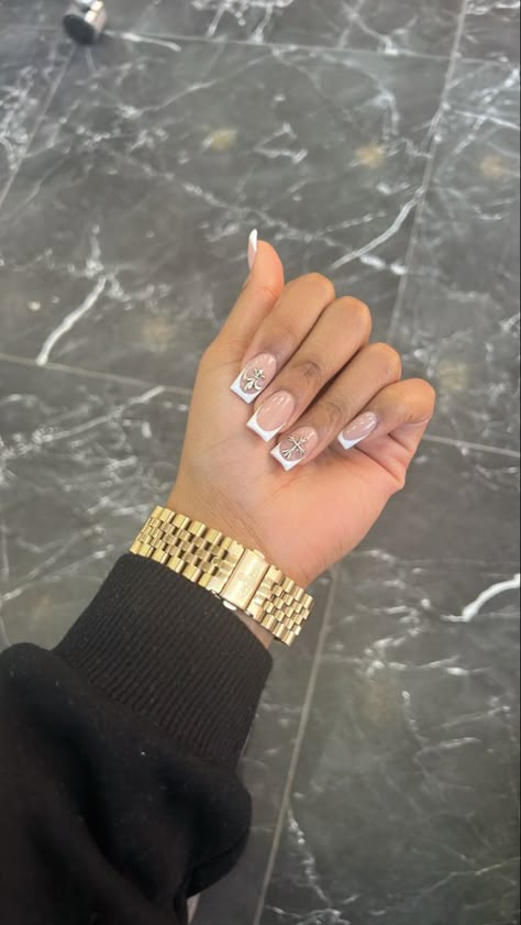 French Tip Nails With Cross Charm, Short French Nails With Charms, Short French Tips With Charms, Short Acrylic Nails Charms, French Nails With Charms, French Tip Nails With Charms, French Tip With Charms, Dior Core, Short Nails With Charms