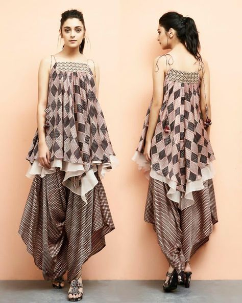 Orang India, Dhoti Kurta, Dress Models, Gaun Fashion, Girly Drawings, Dress Indian Style, Blouse Design Models, Indian Designer Outfits, Designer Dresses Indian