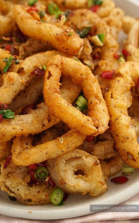 Chinese Salt And Pepper Squid, Salt And Pepper Squid Recipe, Taiwanese Recipes, Salt And Pepper Calamari, Chinese Seafood, Fried Squid, Salt And Pepper Squid, Salt And Pepper Shrimp, Squid Recipes