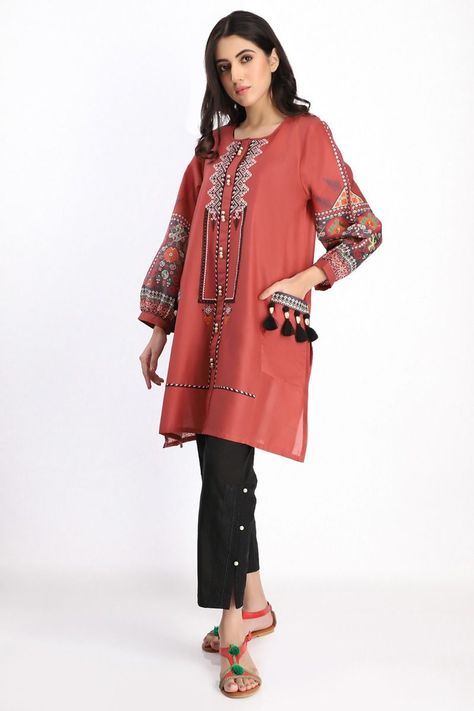 Trouser Shirt Pakistani Casual, Winter Khaddar Dress Design, Khaadi Kurti Designs, Orange Pakistani Suit, Pocket Style Kurti Design, Khaadi Kurta, Pakistani Kurta Designs, Pakistani Casual Wear, Stitching Styles