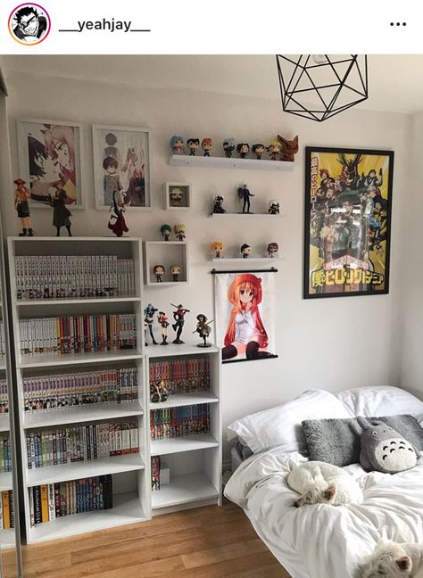 Minimalist Anime Room, Anime Shelf Ideas, Manga Bedroom, Manga Shelves, Manga Shelf, Anime Bedroom Ideas, Otaku Room, Gamer Room Decor, Pinterest Room Decor