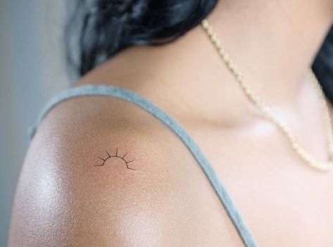 Sunshine Tattoo Back Of Neck, Sun Collarbone Tattoo, Sunshine Shoulder Tattoo, Minimal Shoulder Tattoo, Collar Bone Tattoo Female, Sun On Shoulder Tattoo, Sun Shoulder Tattoo, Half Sun Tattoo, Small Friendship Tattoos