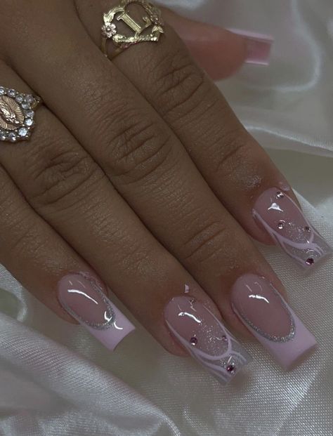 A Initial Nails, Promotion Nails, Nail Inspo Ideas, Short Nail Inspo, Nails 2025, Pink French Tip, Pink French, Work Nails, Glow Nails