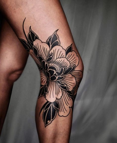 Dahlia Hip Tattoo, Symmetrical Leg Tattoos, Flower Knee Tattoos Women, Black And Grey Back Tattoo, Bold Flower Tattoo, Knee Ditch Tattoo, Lower Leg Tattoos Women Unique, New York In June, Shin Tattoo