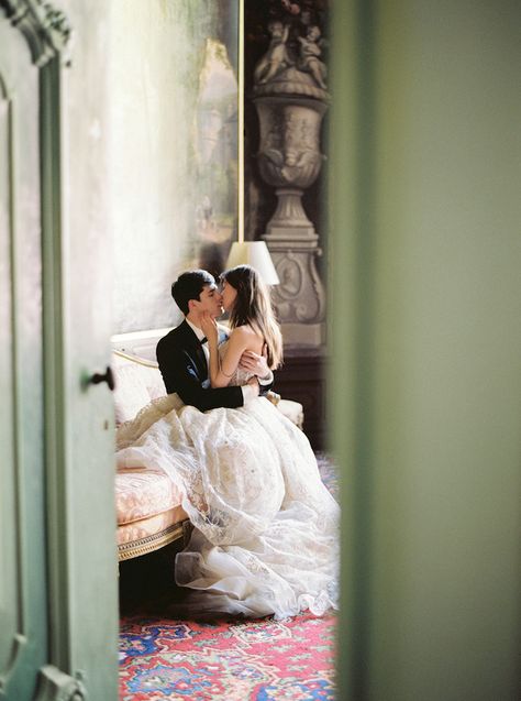 a intimate moment captured on film  of a bride and groom, sweet embrace. Wedding Kiss, Foto Poses, Glamorous Wedding, Wedding Photography Poses, Wedding Shots, Wedding Photography Inspiration, Wedding Pics, Wedding Poses, Wedding Groom