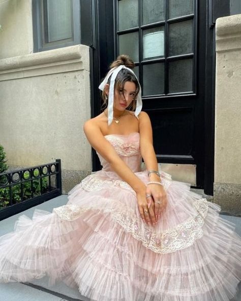 Prom Photos, Dreamy Dress, Wedding Dress Trends, Birthday Bash, Fancy Dresses, Girly Girl, Dream Dress, Princess Dress, Pretty Dresses