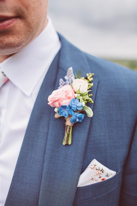 Pastel Bridesmaids, Spring Wedding Flowers, Corsage Wedding, Boutonniere Wedding, Pastel Wedding, Wedding Florals, Dreamy Wedding, Groom And Groomsmen, Romantic Weddings