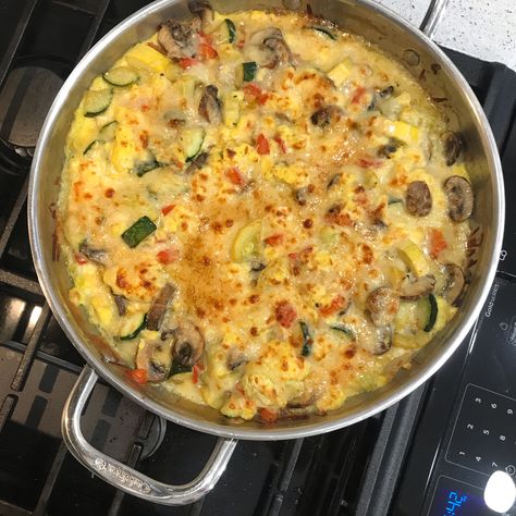 Zucchini Oven Frittata Oven Frittata, Zucchini Frittata Recipe, Zucchini In The Oven, Easy Frittata Recipe, Easy Frittata, Zucchini Frittata, Tomato Egg, Vegetable Frittata, Zucchini Tomato