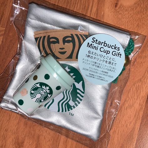 Brand New In Packaging Starbucks Japan Exclusive Chinese New Year Rabbit Cup With Mini Bag (Plastic) Logo Drawstring Bag Mini Sleeve Last Photo I Used Translate And There’s A Ticket For A Free Drink (To Be Used In Japan) Until The 28th Of June. Starbucks Gifts, Starbucks Birthday Party, Starbucks Merchandise, Bored Ideas, Starbucks Japan, Starbucks Birthday, Craft Market Display, Preppy Things, Fine Dinnerware