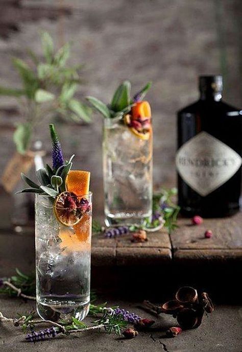 Cocktails Design, Best Gin Cocktails, Cocktail Photos, Best Gin, Cocktail Photography, Cocktail Garnish, Fotografi Digital, Drink Photo, Food Photography Inspiration