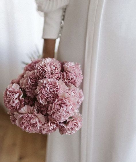 Civil Wedding Bouquet, Carnation Wedding Bouquet, Carnation Wedding, Carnation Bouquet, Civil Wedding, Wedding Deco, Wedding Dress Inspiration, Flower Beauty, Weeding