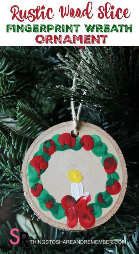 Fingerprint Wreath, Fingerprint Ornaments, Ornaments Diy Kids, Wreath Ornaments, Preschool Craft, Preschool Christmas Crafts, Kids Christmas Ornaments, Christmas Kindergarten, Christmas School